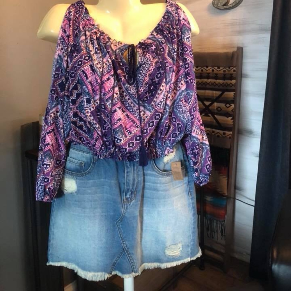 Perfectly distressed skirt